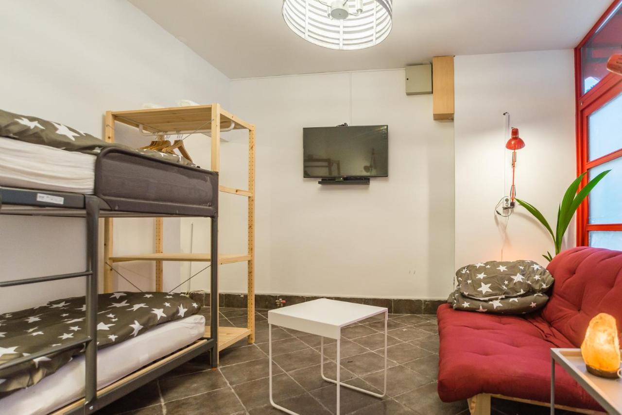 Apartma N'poznam Apartment